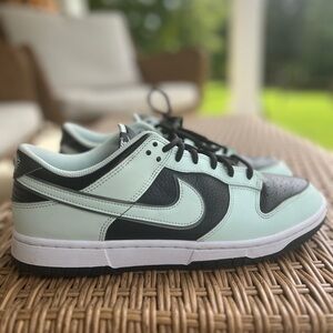 Nike Dunk Lows ‘Barely Green’